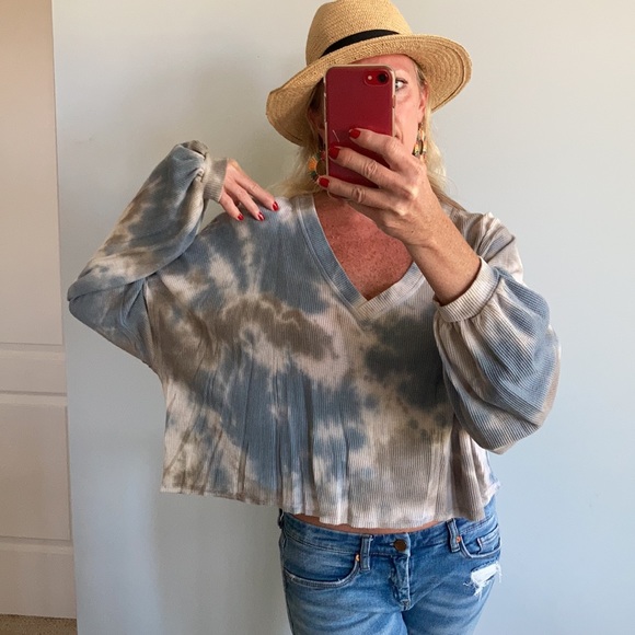 Cropped, Blue & Grey Tie Dye Top - Picture 6 of 8